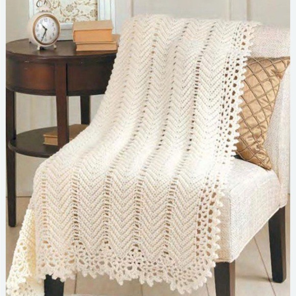 Exquisite Vintage Handmade Crochet Star Shaped Linen Bedspread Throw Table Cover - Picture 3 of 16